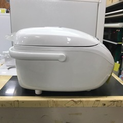 ジャングルジャングル貝塚店　炊飯器　ヤマダ　2020年製　5合　白　ホワイト　液晶画面　マイコンタイプ　釜厚最大2.0mm 持ち手　中古　貝塚市　二色浜の画像