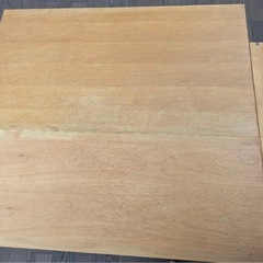 リビングテーブルの画像