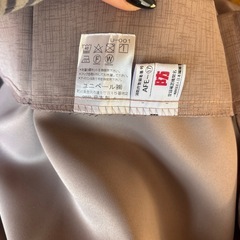 カーテンの画像