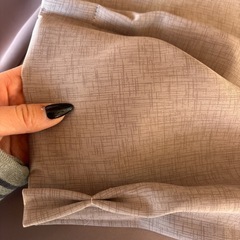 カーテンの画像