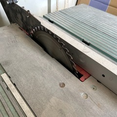 HITACHI C10FE マルノコ　　　　　　　　　　　　　　　最大45度の角度調整が可能な高精度マルノコですの画像