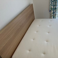 【IKEA】ダブルベッド　フレーム&マットレスの画像
