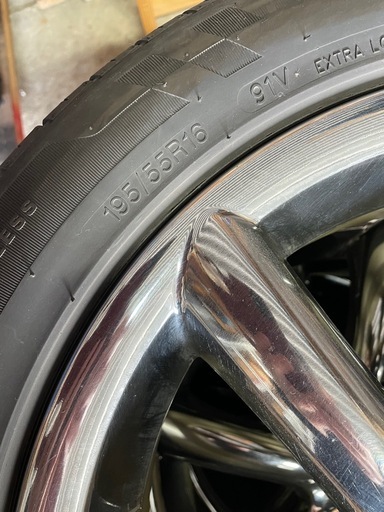 夏タイヤ16インチ195/55R16