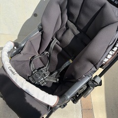 コンビ　ベビーカーの画像