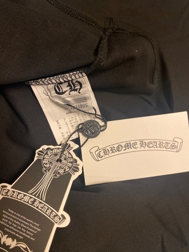 新品 CHロングTシャツ 長袖　カットソー TYPEｰF ホースシュー ブラック  サイズ :  Ⓜ️サイズ　ノーブランド