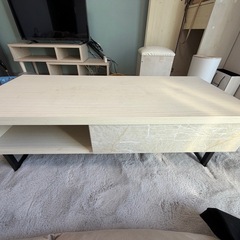 【無料】ニトリ　テーブルの画像