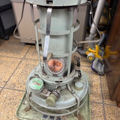 アラジン　石油ストーブの画像