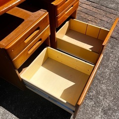 サイドデスクの画像