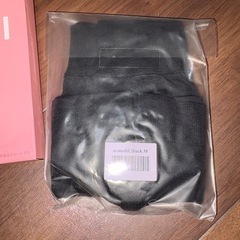 モモフル  ブラック  Mの画像