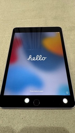 iPad mini4  Wi-Fiモデル 64GB　MK9G2J/A