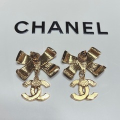 CHANEL ピアス　リボン　ココマーク　ゴールド　正規品　新品未使用の画像