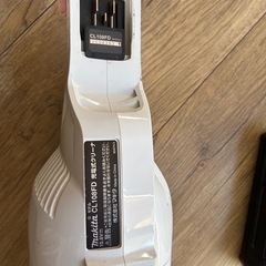 【動作OK】マキタ 掃除機 CL108FD（充電器・バッテリ付)の画像