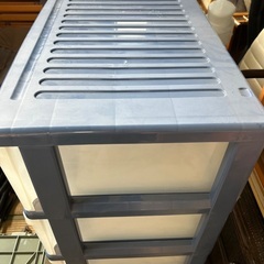 衣装ケースの画像