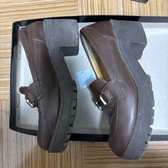 (3/19までに引取願います)ヒール　ローファーの画像