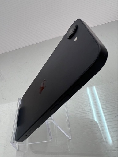 新品　iPhone 16e 128GB ブラック SIMフリー