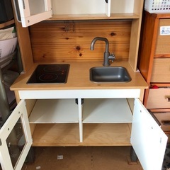IKEAのおままごとキッチン（おもちゃ）の画像