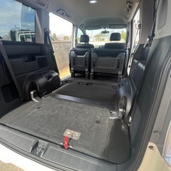 ステップワゴンスパーダの画像