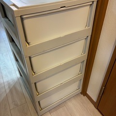 キャスター付きチェスト　4段の画像