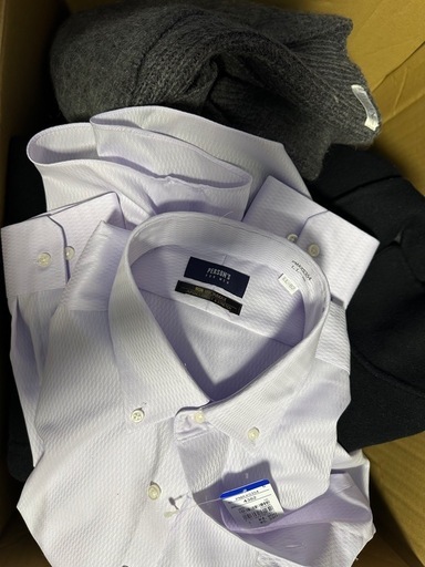 ダンボールいっぱいのお洋服  男女キッズ混合