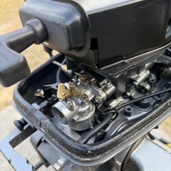 スズキ　船外機　4馬力　　　部品取りの画像