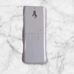 【新品】ダイキン 代替 エアコン用 リモコン DKN-8A3 白 冷暖房 ホワイトの画像