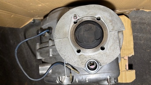 ビンテージ ducati 250 シングル　実働エンジン　ドカティ　ヘッドおまけ ビンテージ ducati 250 シングル 実働エンジン ドカティ ヘッドおまけ