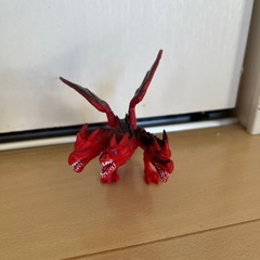 恐竜3匹とドラゴン1匹の画像