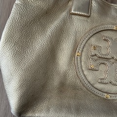 トリーバーチ　　トートバッグ　ゴールドの画像