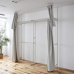 突っ張り式クローゼットハンガー ワイド カーテン付き
の画像