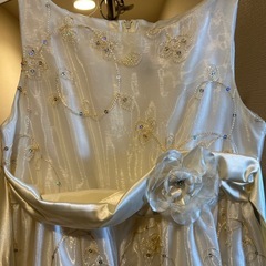 女の子用ドレスの画像