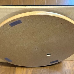 木製の回転座椅子の画像