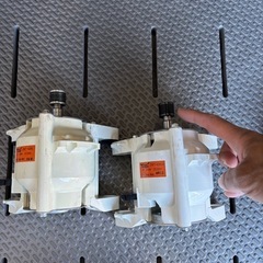 【取引中】【分解洗浄・消耗品交換済み】パナソニック  ドラム式洗濯機  2018年製  洗剤自動投入 NA-VX9800R 洗濯11kg 乾燥 6kg 右開き  新品の洗濯槽・脱水受け・ドラム運転モーター・Vベルト・ダンパー3本　無料配達設置行います(条件あり) Panasonic 　ヒートポンプ式洗濯乾燥機の画像