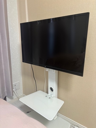 テレビ (テレビ台付き)