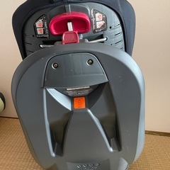 新生児から使えるチャイルドシートの画像