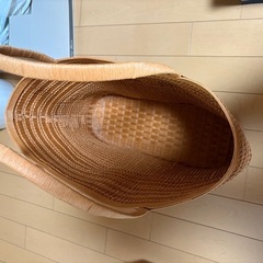 紙バンドで作ったカゴの画像