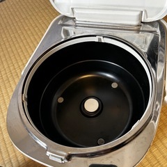 Panasonic 炊飯電子ジャー SR-HX104の画像