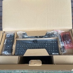 NECの液晶一体型デスクトップパソコン「VALUESTAR N VN770/RSB」の画像