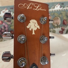 アコースティックギターの画像