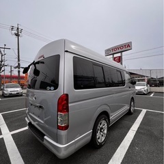 22年ハイエースキャンピングカー車検9年3月までの画像
