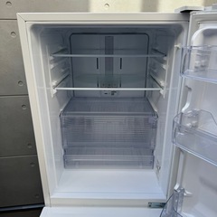 330⭐️2022年製美品★シャープ　冷蔵庫　大型　大容量　自動霜取り　一人暮らしの画像