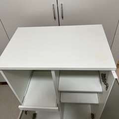 【本日無料引渡し】ニトリ収納棚の画像