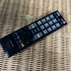 【無料】【引取限定】テレビリモコン3種　※1つのみ お譲りします2026/3/18〜の画像