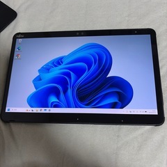 富士通　WindowsタブレットPCの画像