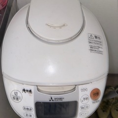 炊飯器の画像