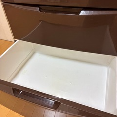 【商談中】プラスチック製4段引き出しの画像