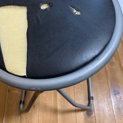 【無料状態難】②座面高さ615mm折りたたみ椅子の画像