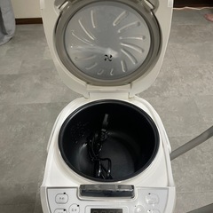 炊飯器の画像