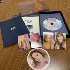 TWICE アルバム 2枚セット トレカ付きの画像