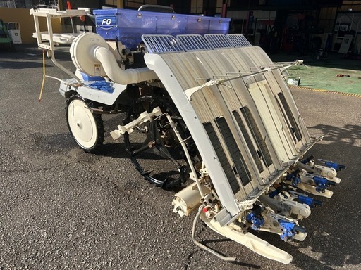 イセキ4条 田植機 セル付施肥機8.8馬力 ロータリー式 PQZ4-DULF さなえ