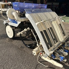 イセキ　4条 田植機 セル付　施肥機　8.8馬力 ロータリー式 PQZ4-DULF  さなえ　あぜごえ　HST オートブレーキ　Zロータ　疎植レバー　枕地ロータ バックリフト　乗用田植え機　田植え機　農機具　ワンオーナー 宮崎　簡易始動動画ありの画像